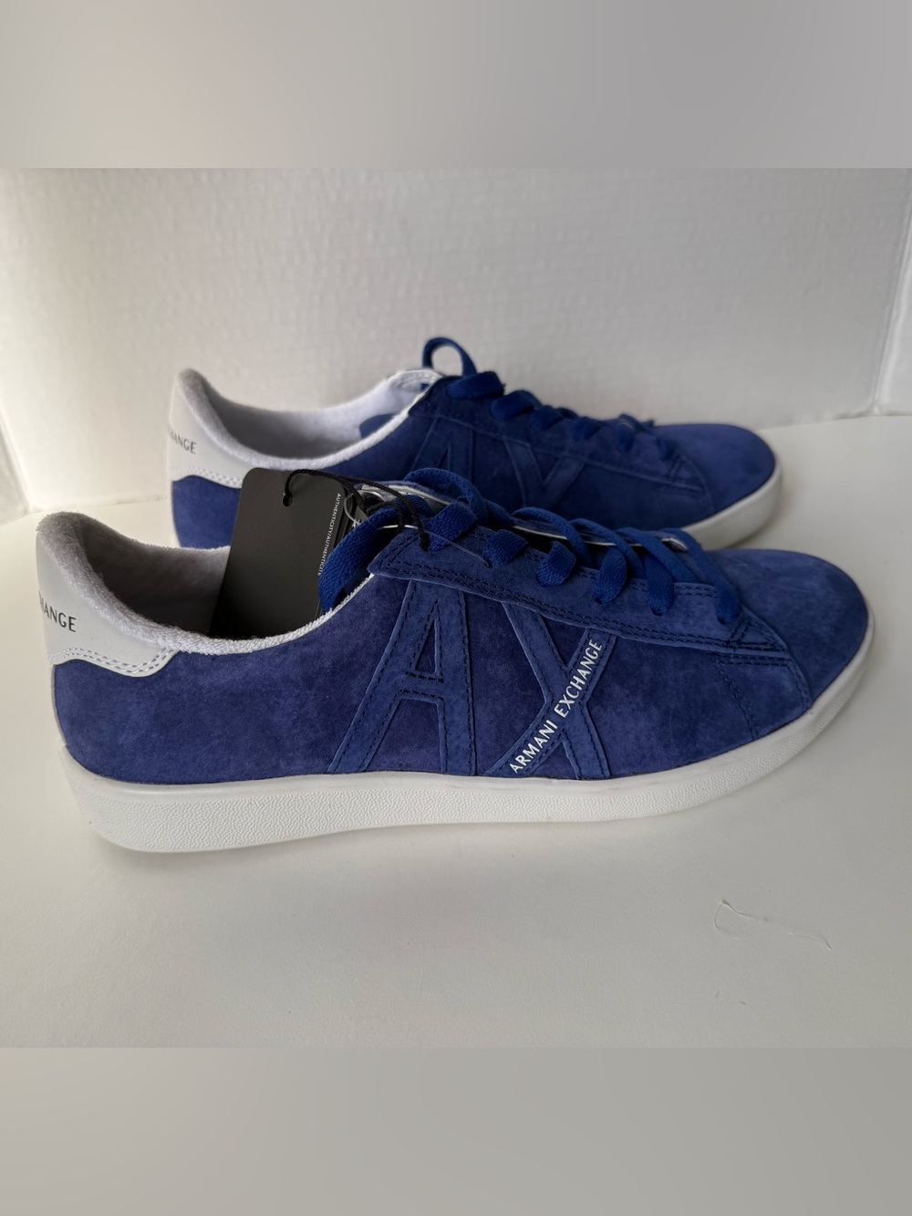 NWT Armani Exchange Men’s Royal Blue Suede Low-Top Sneakers